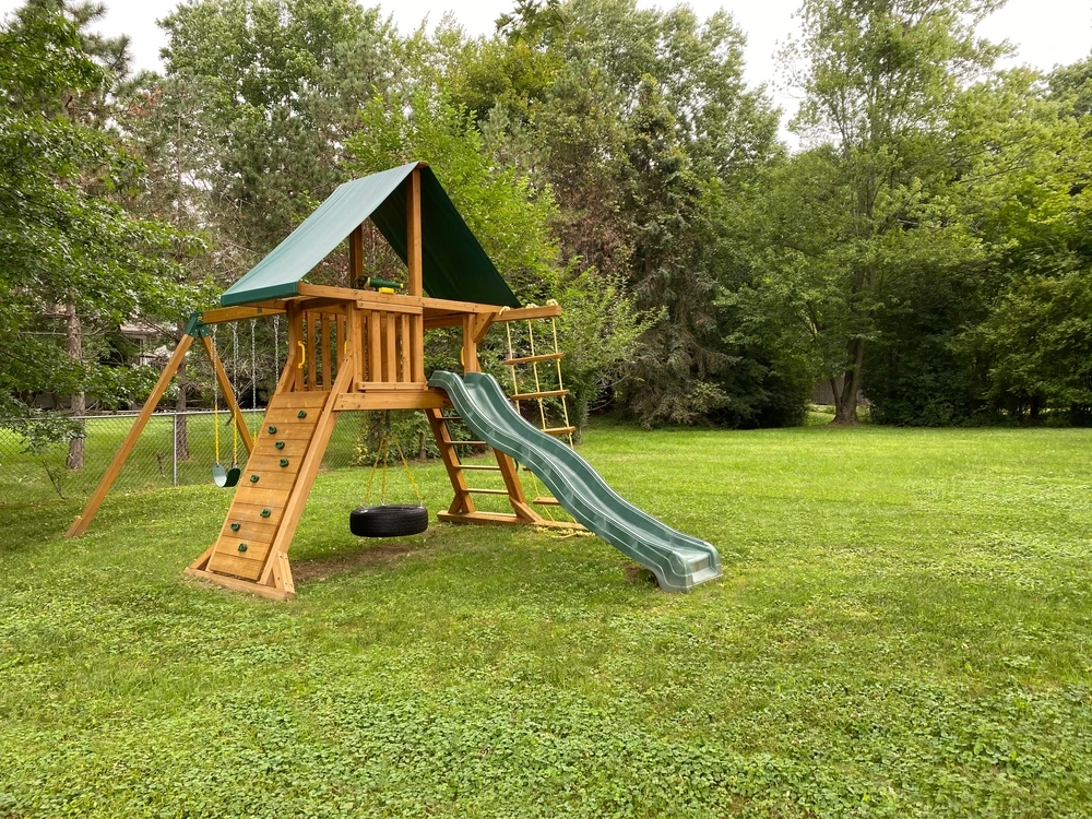 Cost of Swing Set Removal: Factors and Pricing Guide