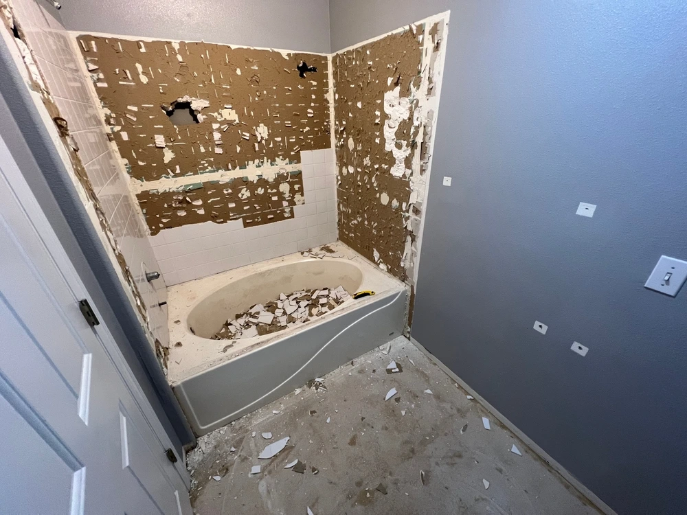 How to Handle a Bathroom Demolition: Essential Steps and Tips